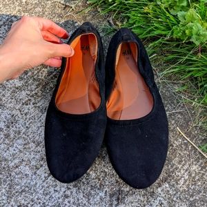 Black H&M flats